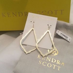 Kendra Scott Sophee Drop Earrings Gold NWT